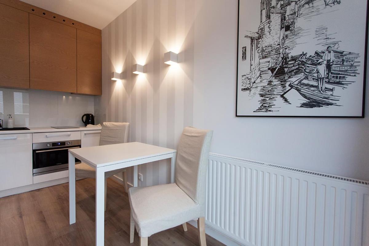 Silver - Krawiecka 1 - 2 Pokojowy Apartment